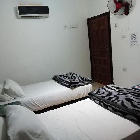 Pyramids Loft Homestay Kafret el-Gabal Exterior foto