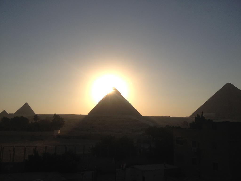 Pyramids Loft Homestay Kafret el-Gabal Exterior foto